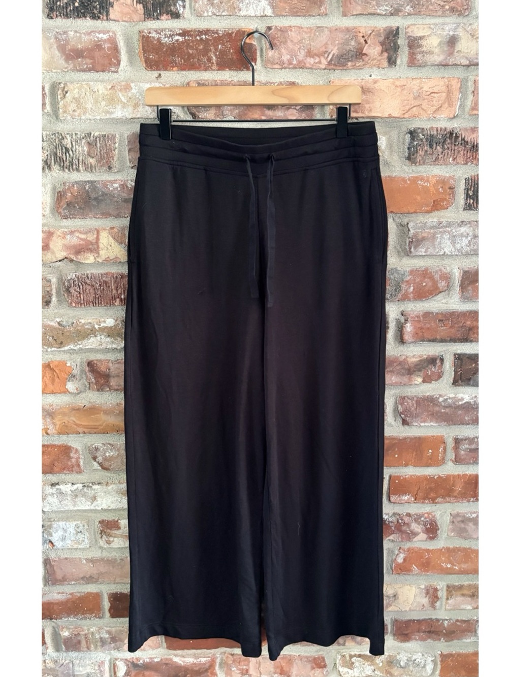 Lou & Grey Black Jersey Knit Wide Leg Lounge Pants, M